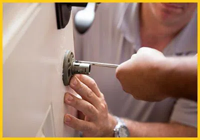 Expert Locksmith Store Pasadena, TX 713-470-0744 - 23-13