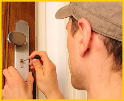 Expert Locksmith Store Pasadena, TX 713-470-0744 - 23-6